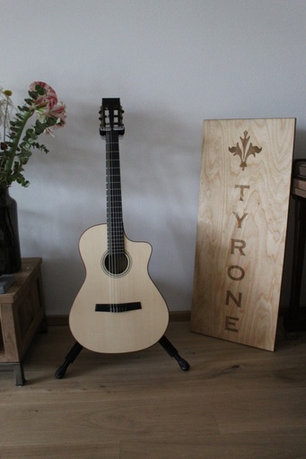[70522] Tyrone Stage pro